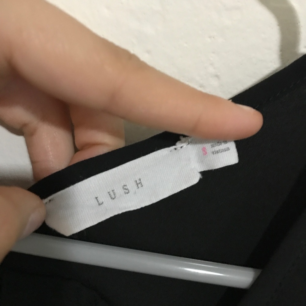 Black v neck blouse - Picture 5 of 5